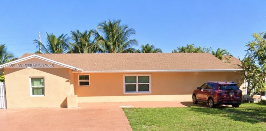 Villa ou maison à Miami, Floride 5 chambres, 265.51 m2 № 2367924