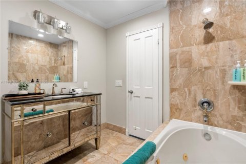 Villa ou maison à vendre à Oakland Park, Floride: 5 chambres, 413.04 m2 № 2063321 - photo 27