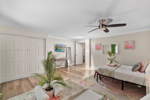Villa ou maison à vendre à Oakland Park, Floride: 5 chambres, 413.04 m2 № 2063321 - photo 29
