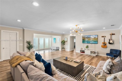 Villa ou maison à vendre à Oakland Park, Floride: 5 chambres, 413.04 m2 № 2063321 - photo 7