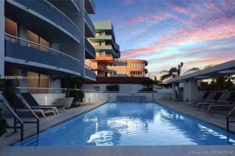 Condominio en alquiler en Miami Beach, Florida, 1 dormitorio, 70.61 m2 № 2017205 - foto 9