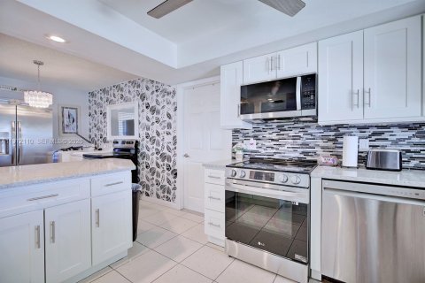 Villa ou maison à vendre à Sebring, Floride: 3 chambres, 149.02 m2 № 2038617 - photo 10