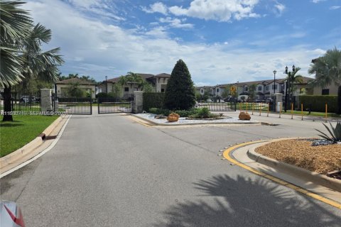 Touwnhouse à louer à Homestead, Floride: 3 chambres, 143.44 m2 № 1989473 - photo 18