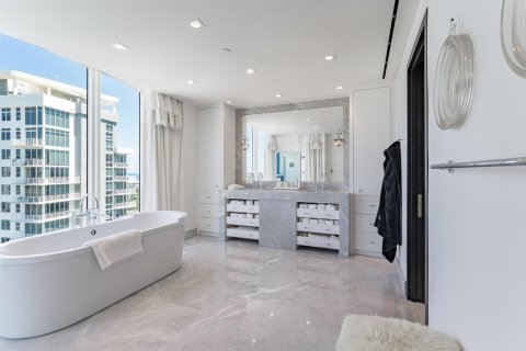 Copropriété à vendre à Fort Lauderdale, Floride: 5 chambres, 773.78 m2 № 2084418 - photo 21