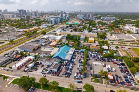 Commercial property in Hollywood, Florida № 1961684 - photo 20