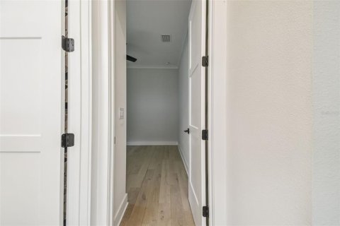 Casa en venta en Tampa, Florida, 5 dormitorios, 354.14 m2 № 1834618 - foto 19
