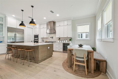 Casa en venta en Tampa, Florida, 5 dormitorios, 354.14 m2 № 1834618 - foto 30
