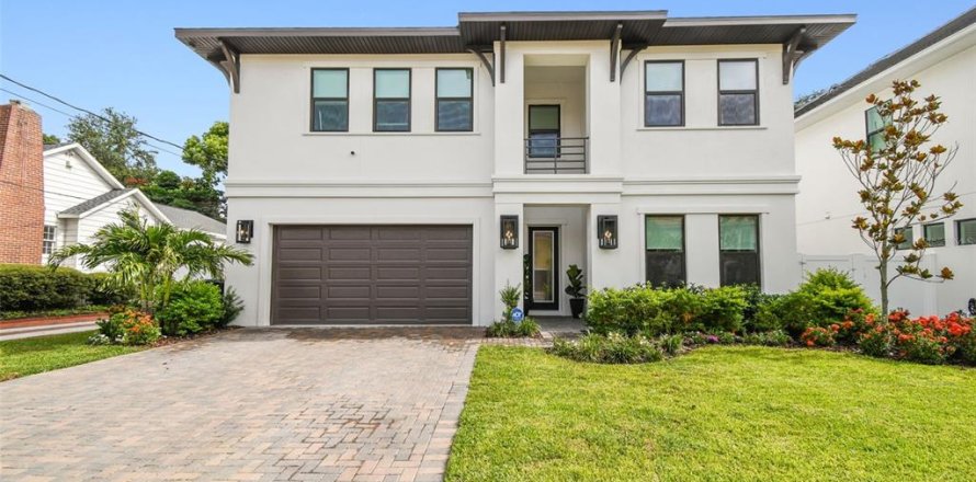 Casa en Tampa, Florida 5 dormitorios, 354.14 m2 № 1834618