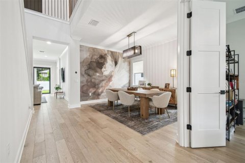 Casa en venta en Tampa, Florida, 5 dormitorios, 354.14 m2 № 1834618 - foto 4