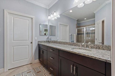 Купить виллу или дом в Брейдентон, Флорида 11 комнат, 178.37м2, № 2299259 - фото 25