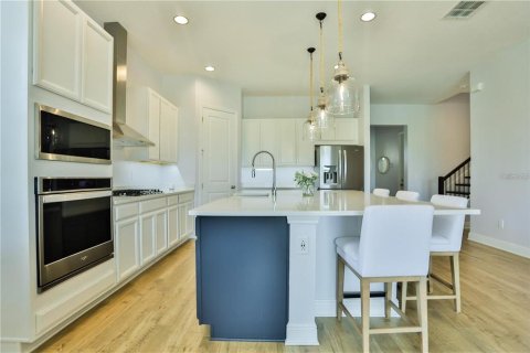 House in Montverde, Florida 5 bedrooms, 285.77 sq.m. № 1845120 - photo 13