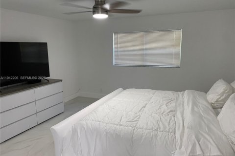 Снять в аренду кондоминиум в Бока-Ратон, Флорида 1 спальня, 89.19м2, № 1999786 - фото 9