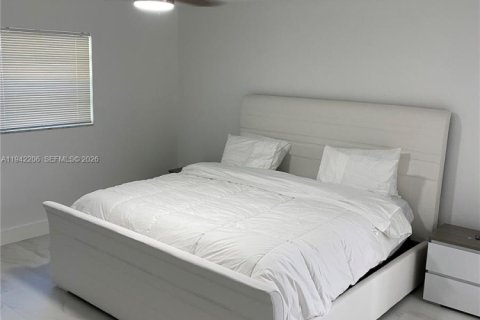 Снять в аренду кондоминиум в Бока-Ратон, Флорида 1 спальня, 89.19м2, № 1999786 - фото 8