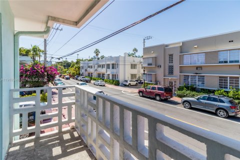 Condominio en venta en Miami Beach, Florida, 2 dormitorios, 88.26 m2 № 2021928 - foto 14