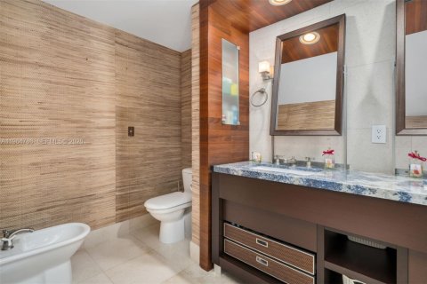 Condominio en alquiler en Miami Beach, Florida, 2 dormitorios, 128.86 m2 № 2029583 - foto 15