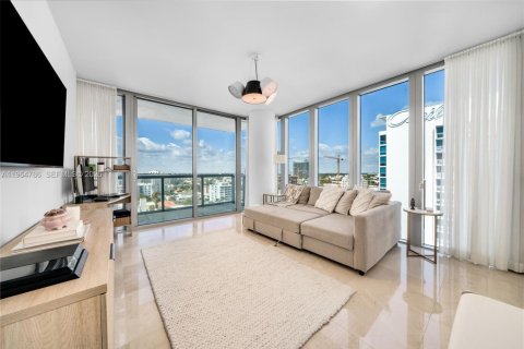 Condominio en alquiler en Miami Beach, Florida, 2 dormitorios, 128.86 m2 № 2029583 - foto 17
