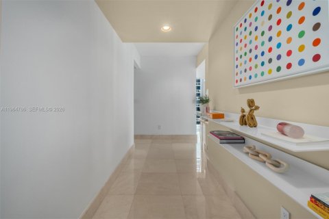 Condominio en alquiler en Miami Beach, Florida, 2 dormitorios, 128.86 m2 № 2029583 - foto 16