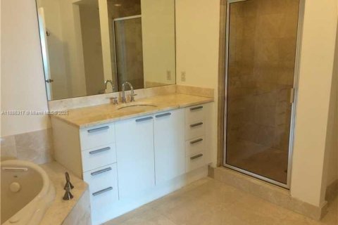 Copropriété à louer à North Miami, Floride: 3 chambres, 175.21 m2 № 1937331 - photo 6
