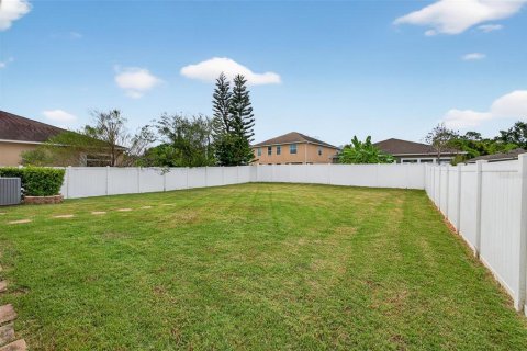 Casa en venta en Tampa, Florida, 4 dormitorios, 231.88 m2 № 1919942 - foto 29