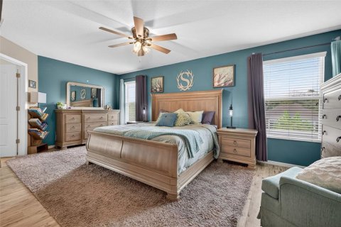 Casa en venta en Tampa, Florida, 4 dormitorios, 231.88 m2 № 1919942 - foto 18