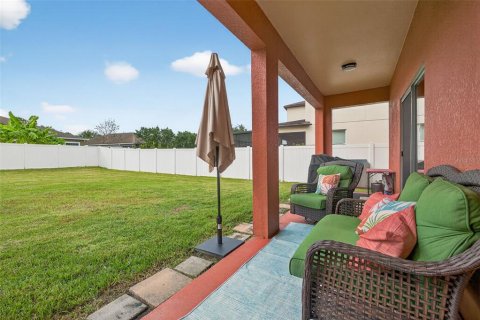 Casa en venta en Tampa, Florida, 4 dormitorios, 231.88 m2 № 1919942 - foto 27