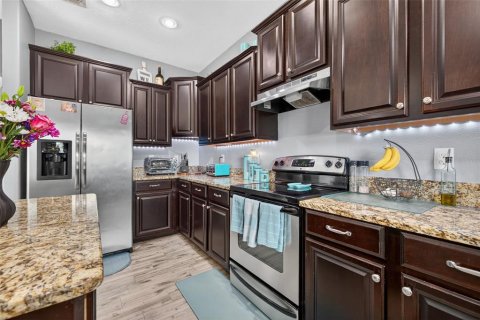 Casa en venta en Tampa, Florida, 4 dormitorios, 231.88 m2 № 1919942 - foto 14