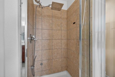 Casa en venta en Tampa, Florida, 4 dormitorios, 231.88 m2 № 1919942 - foto 21