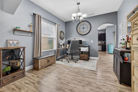 Casa en venta en Tampa, Florida, 4 dormitorios, 231.88 m2 № 1919942 - foto 8