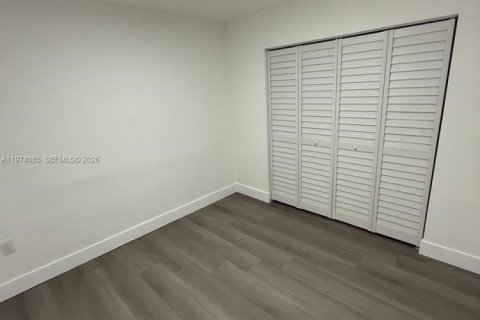 Villa ou maison à vendre à Miami Gardens, Floride: 4 chambres, 138.42 m2 № 2033714 - photo 19