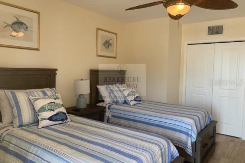 Condo in Saint Pete Beach, Florida, 3 bedrooms  № 1787674 - photo 23