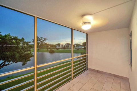 Copropriété à vendre à Boca Raton, Floride: 2 chambres, 83.24 m2 № 1944864 - photo 17