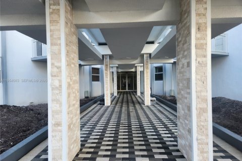 Copropriété à vendre à Hallandale Beach, Floride: 1 chambre, 65.03 m2 № 2081078 - photo 6