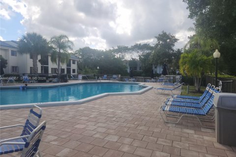 Condominio en venta en Plantation, Florida, 2 dormitorios, 104.24 m2 № 2005009 - foto 8