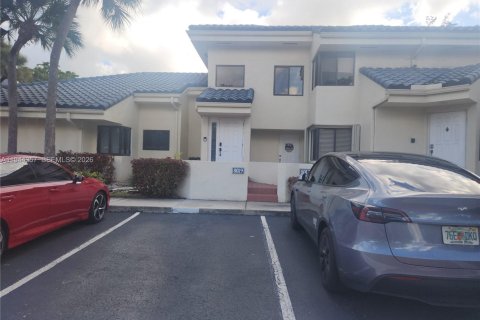 Condominio en Plantation, Florida, 2 dormitorios  № 2005009