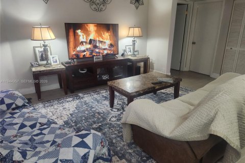 Condominio en venta en Plantation, Florida, 2 dormitorios, 104.24 m2 № 2005009 - foto 2