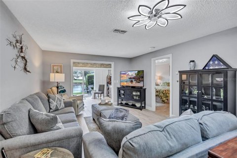 House in Palm Harbor, Florida 2 bedrooms, 114.27 sq.m. № 1800005 - photo 18