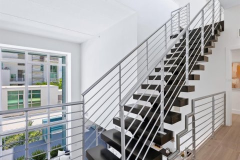 Condo in Sarasota, Florida, 3 bedrooms  № 1847547 - photo 24