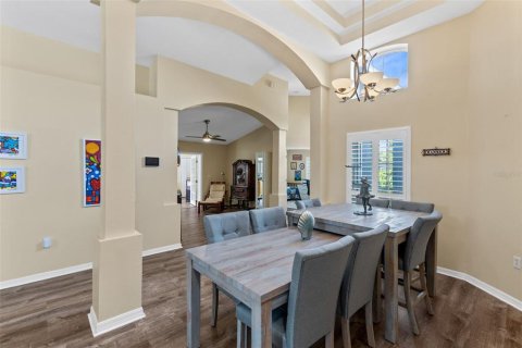 Casa en venta en Winter Springs, Florida, 5 dormitorios, 218.78 m2 № 2200622 - foto 4