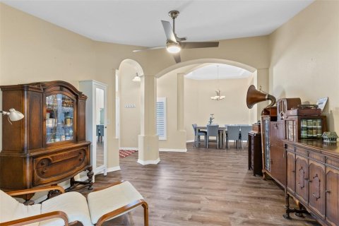 Casa en venta en Winter Springs, Florida, 5 dormitorios, 218.78 m2 № 2200622 - foto 5