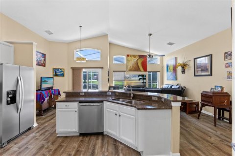 Casa en venta en Winter Springs, Florida, 5 dormitorios, 218.78 m2 № 2200622 - foto 17