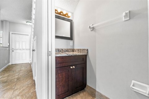 Touwnhouse à louer à West Palm Beach, Floride: 2 chambres, 93.65 m2 № 1951701 - photo 3