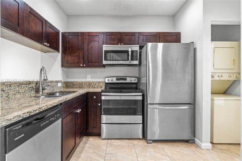 Touwnhouse à louer à West Palm Beach, Floride: 2 chambres, 93.65 m2 № 1951701 - photo 6