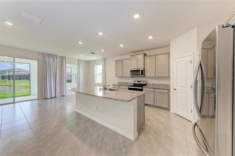 Casa en alquiler en Parrish, Florida, 4 dormitorios, 189.89 m2 № 2237217 - foto 13