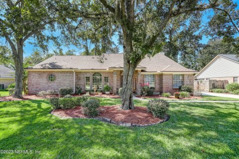 Villa ou maison à vendre à Fleming Island, Floride: 4 chambres, 198.53 m2 № 772854 - photo 1