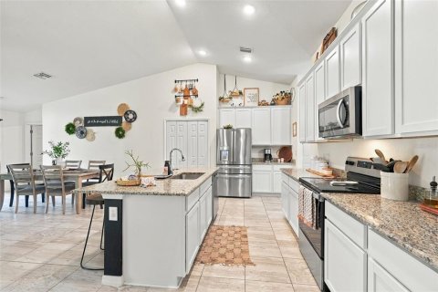 Villa ou maison à vendre à North Port, Floride: 3 chambres, 189.52 m2 № 2408896 - photo 22