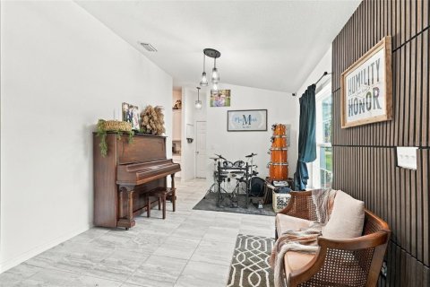 Villa ou maison à vendre à North Port, Floride: 3 chambres, 189.52 m2 № 2408896 - photo 11