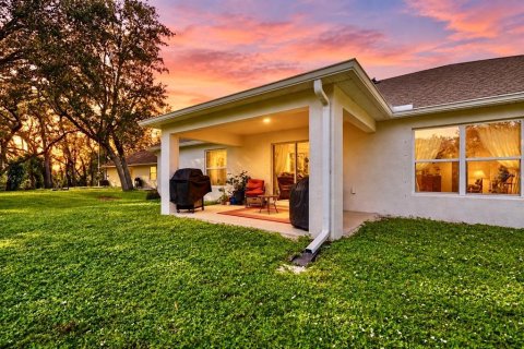 Villa ou maison à vendre à North Port, Floride: 3 chambres, 189.52 m2 № 2408896 - photo 2