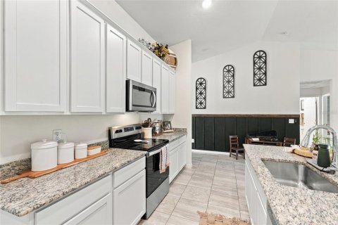 Villa ou maison à vendre à North Port, Floride: 3 chambres, 189.52 m2 № 2408896 - photo 24