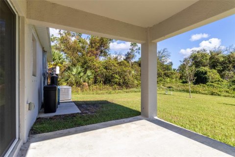 House in North Port, Florida 3 bedrooms, 139.35 sq.m. № 1724506 - photo 30