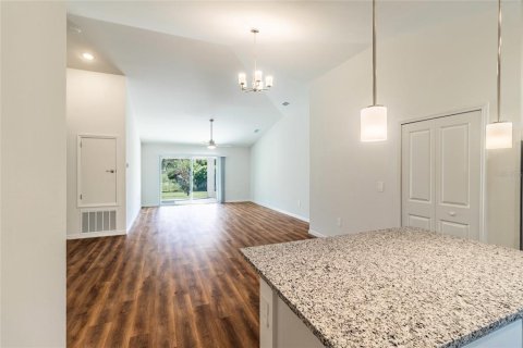 House in North Port, Florida 3 bedrooms, 139.35 sq.m. № 1724506 - photo 14